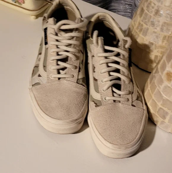 Vans Camo Sneakers - Picture 2 of 5